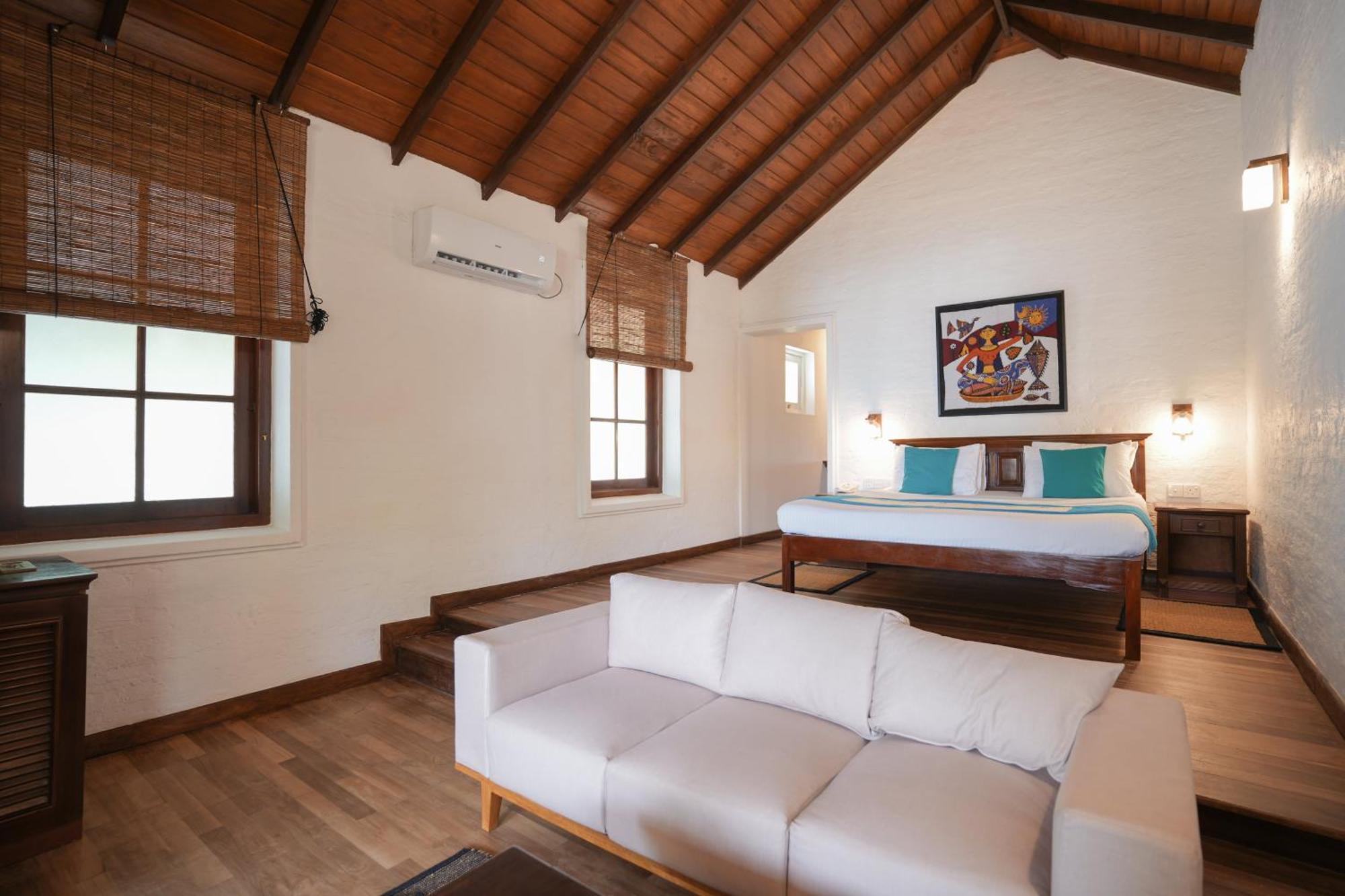 Hibiscus Beach Hotel & Villas Kalutara Exteriör bild