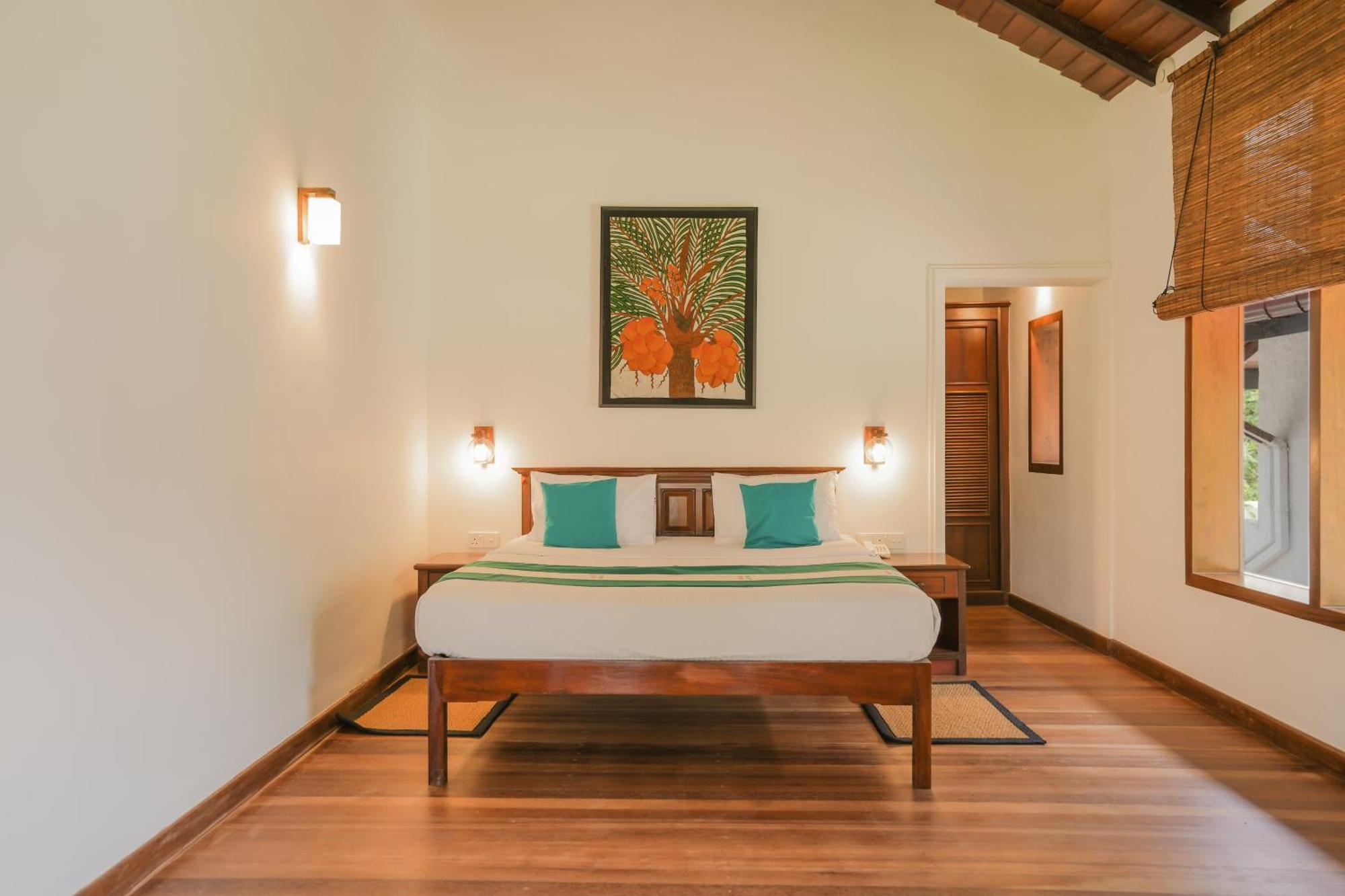 Hibiscus Beach Hotel & Villas Kalutara Exteriör bild